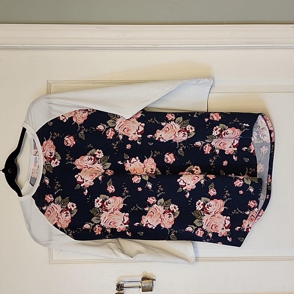Lularoe Randy Large floral shirt